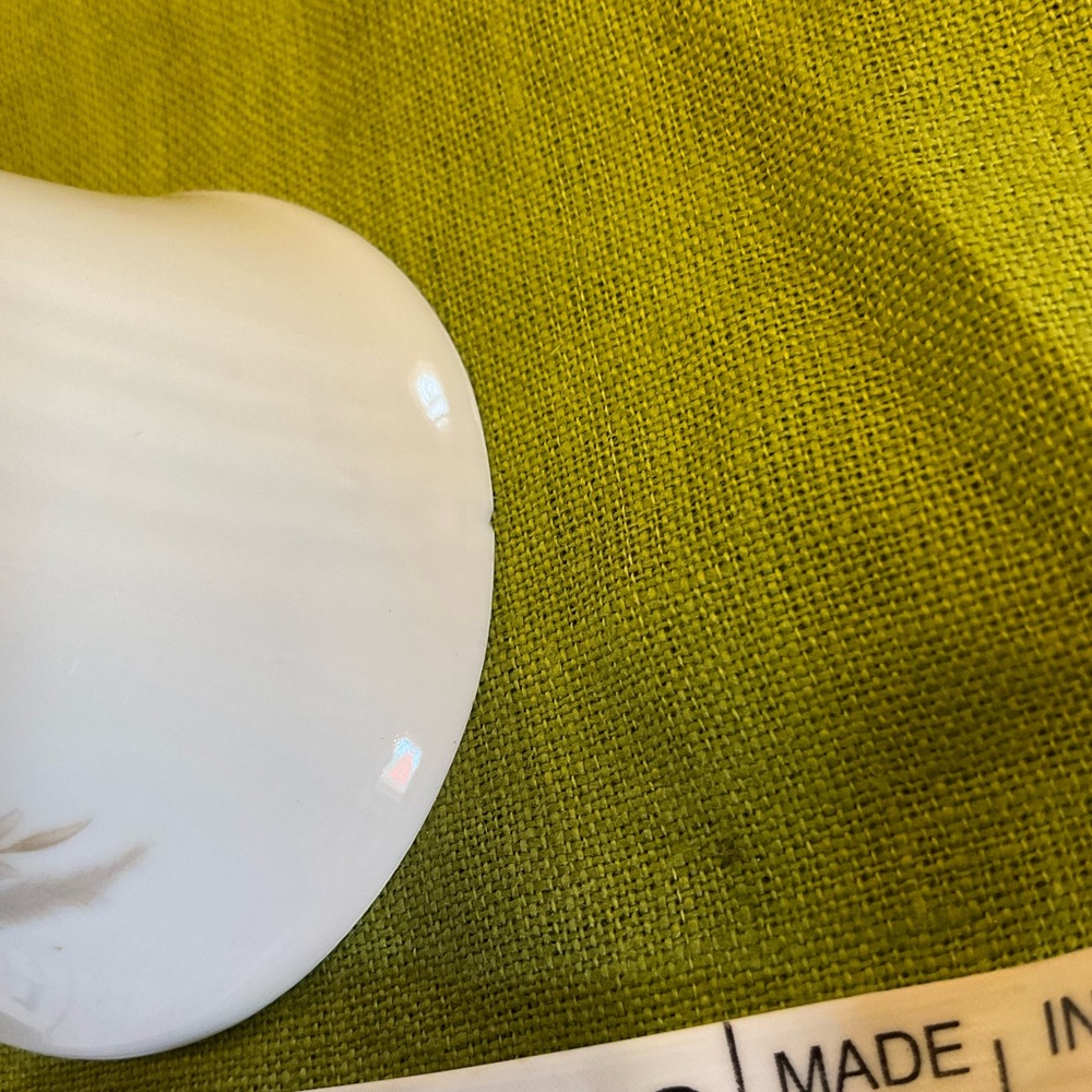 Lefton Floral Porcelain Bell with Gold Accent #1434 - Picture 5 of 7